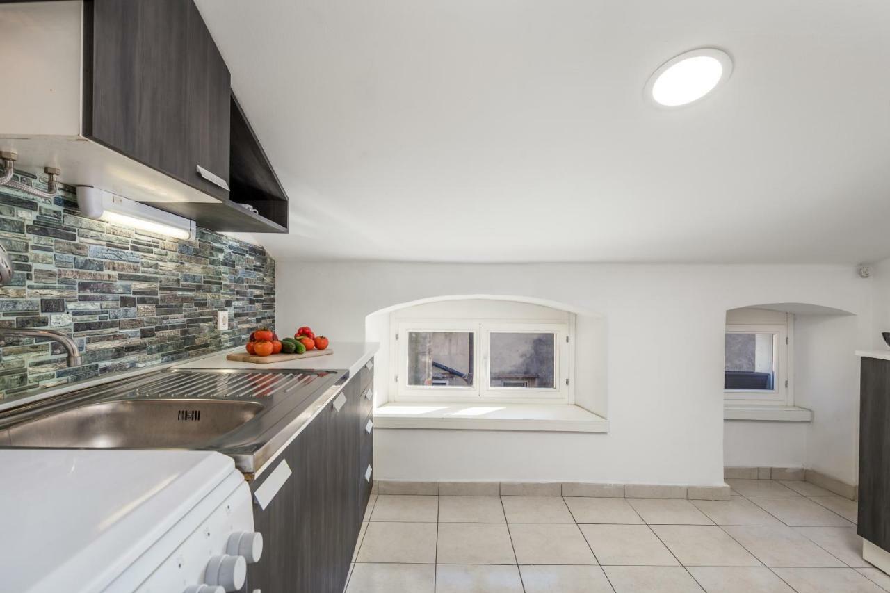 Bella Central Apartment Риека Экстерьер фото