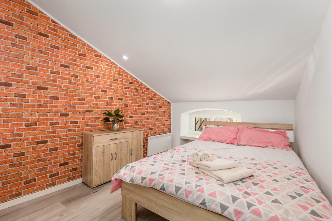Bella Central Apartment Риека Экстерьер фото