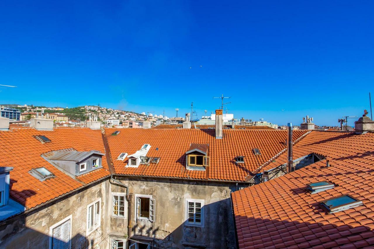 Bella Central Apartment Риека Экстерьер фото