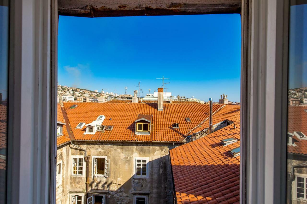 Bella Central Apartment Риека Экстерьер фото